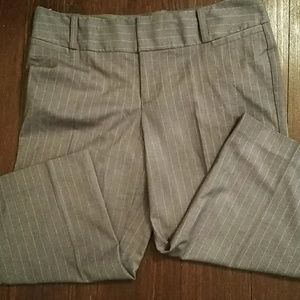 Grey pint stripe capri